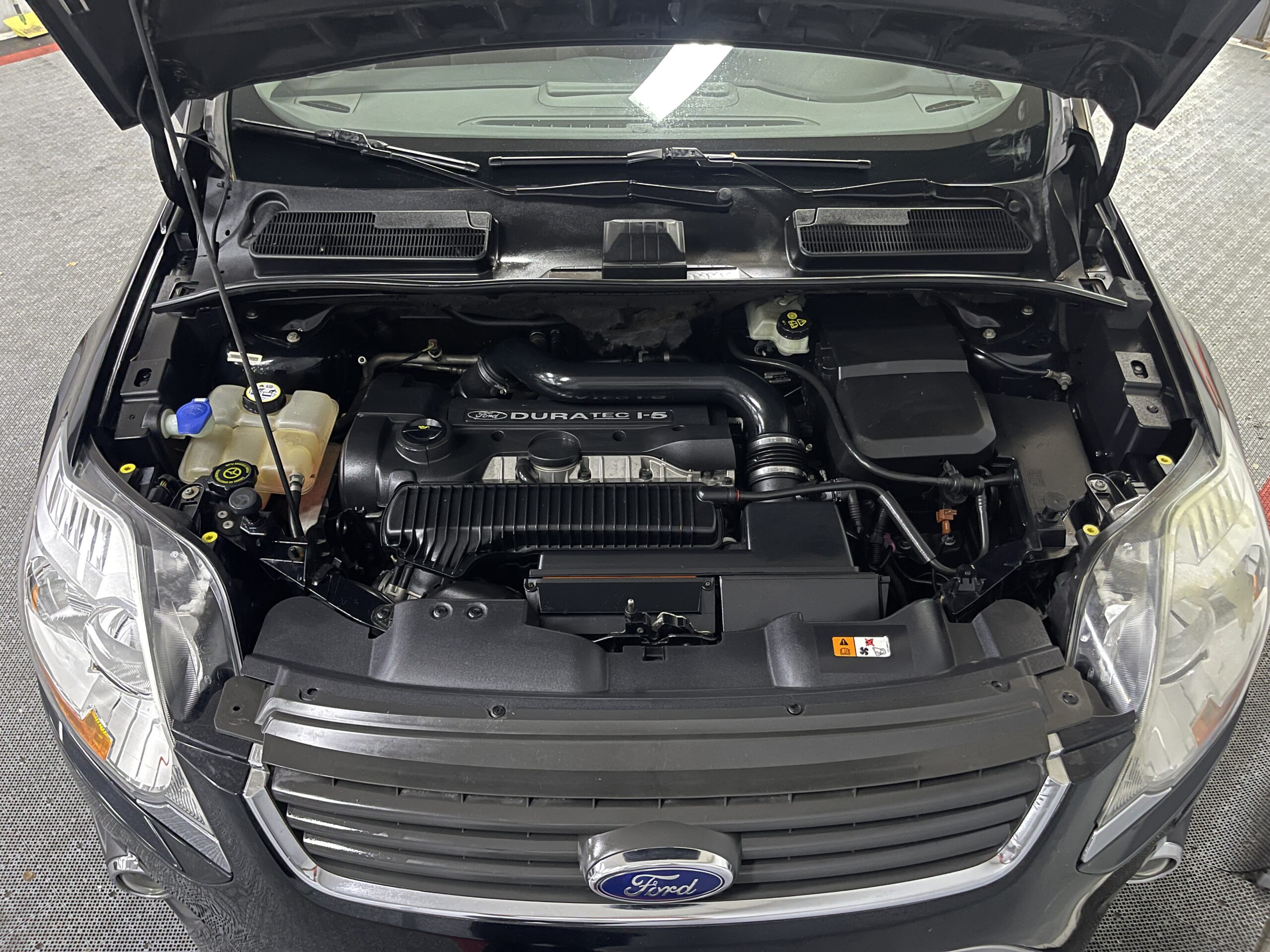 Ford Kuga - Image 14