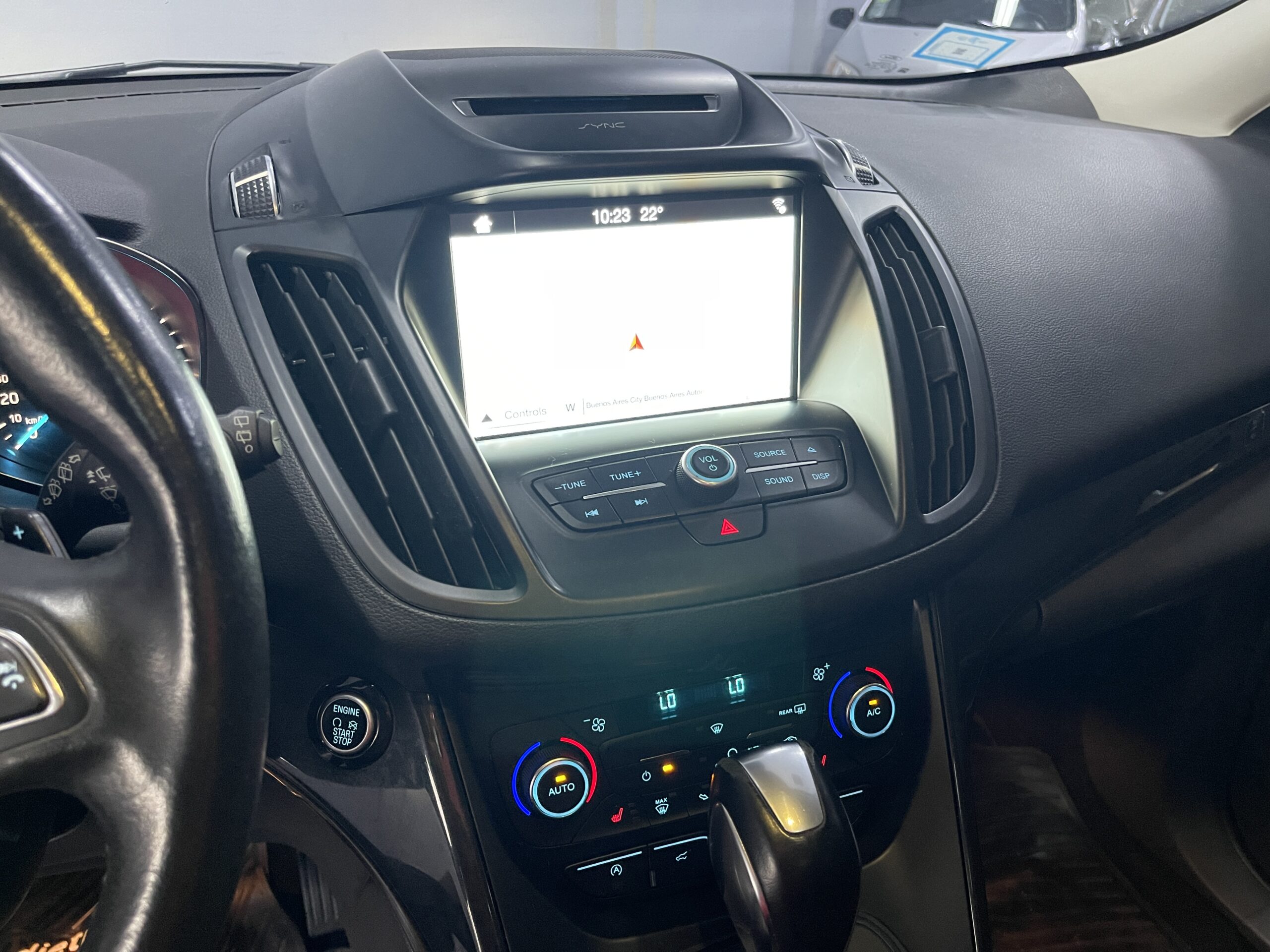 Ford Kuga - Image 9