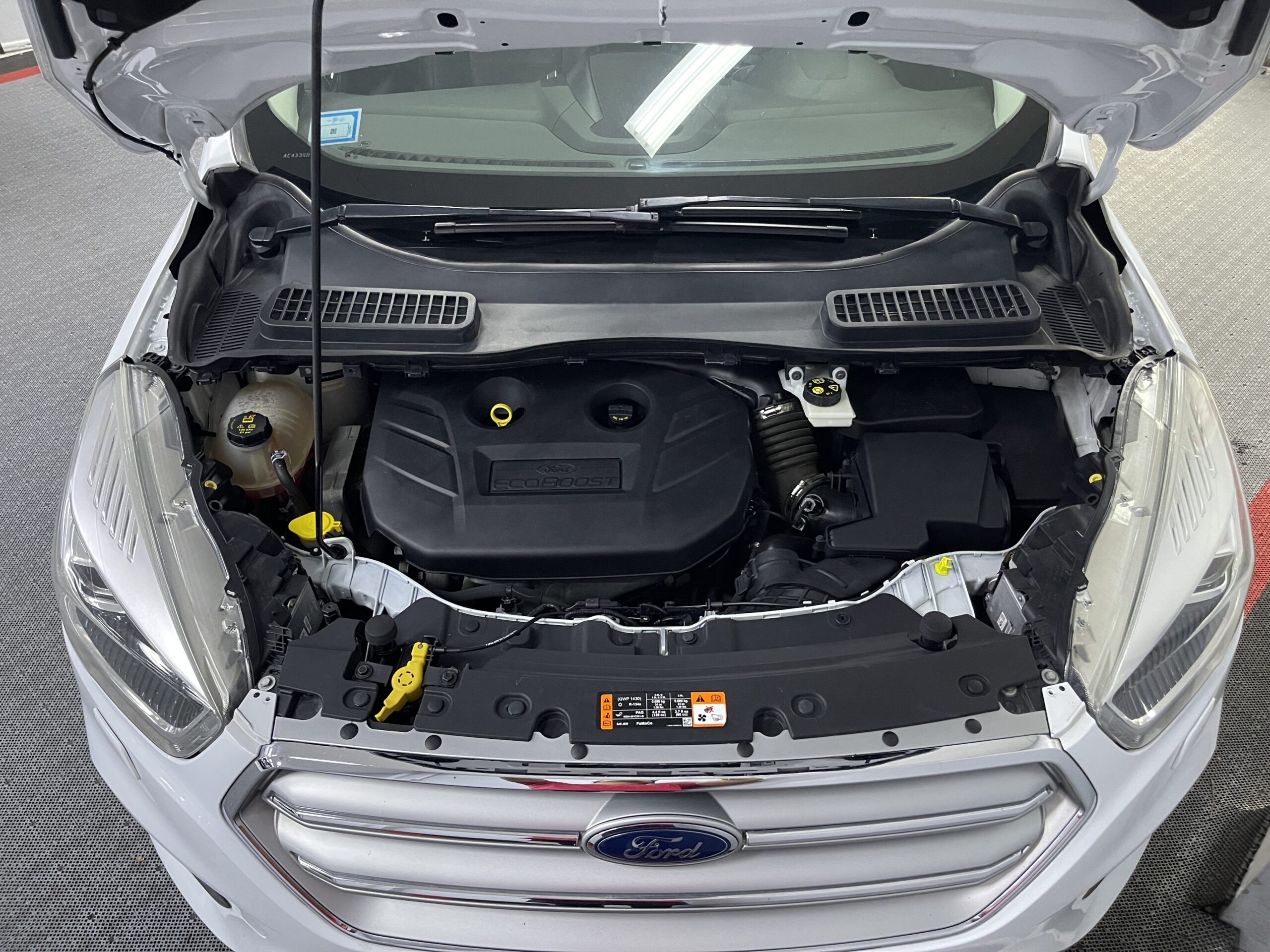 Ford Kuga - Image 14