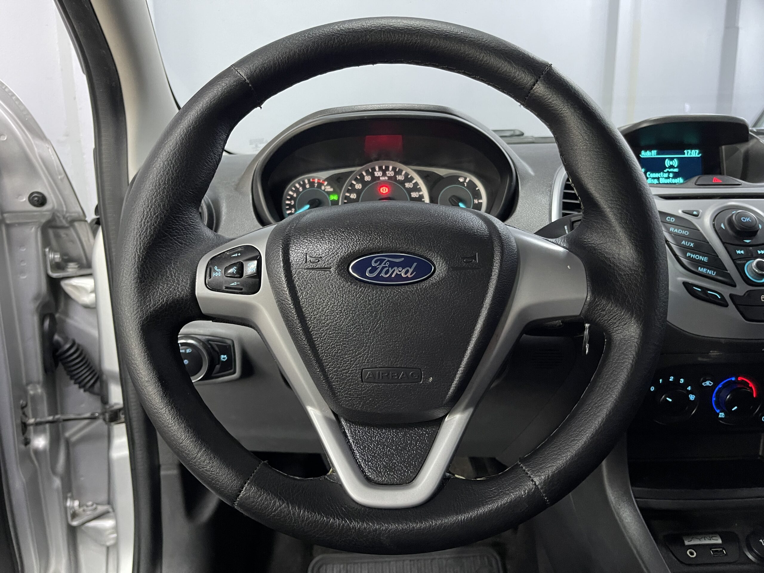 Ford Ka - Image 8