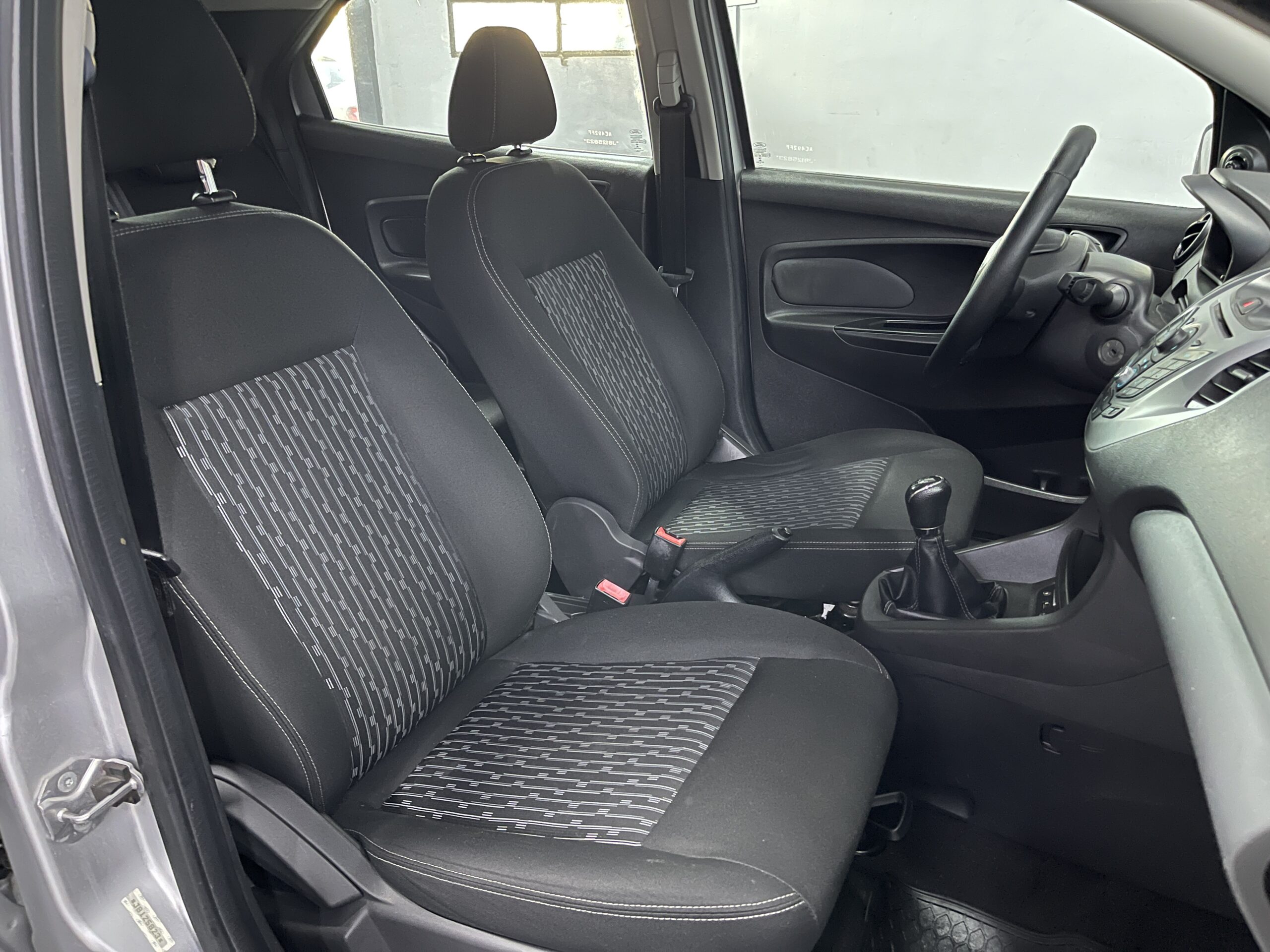 Ford Ka - Image 11