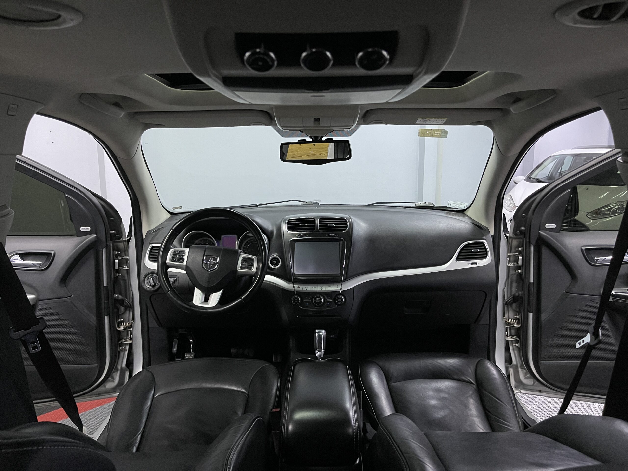 Dodge Journey - Image 13