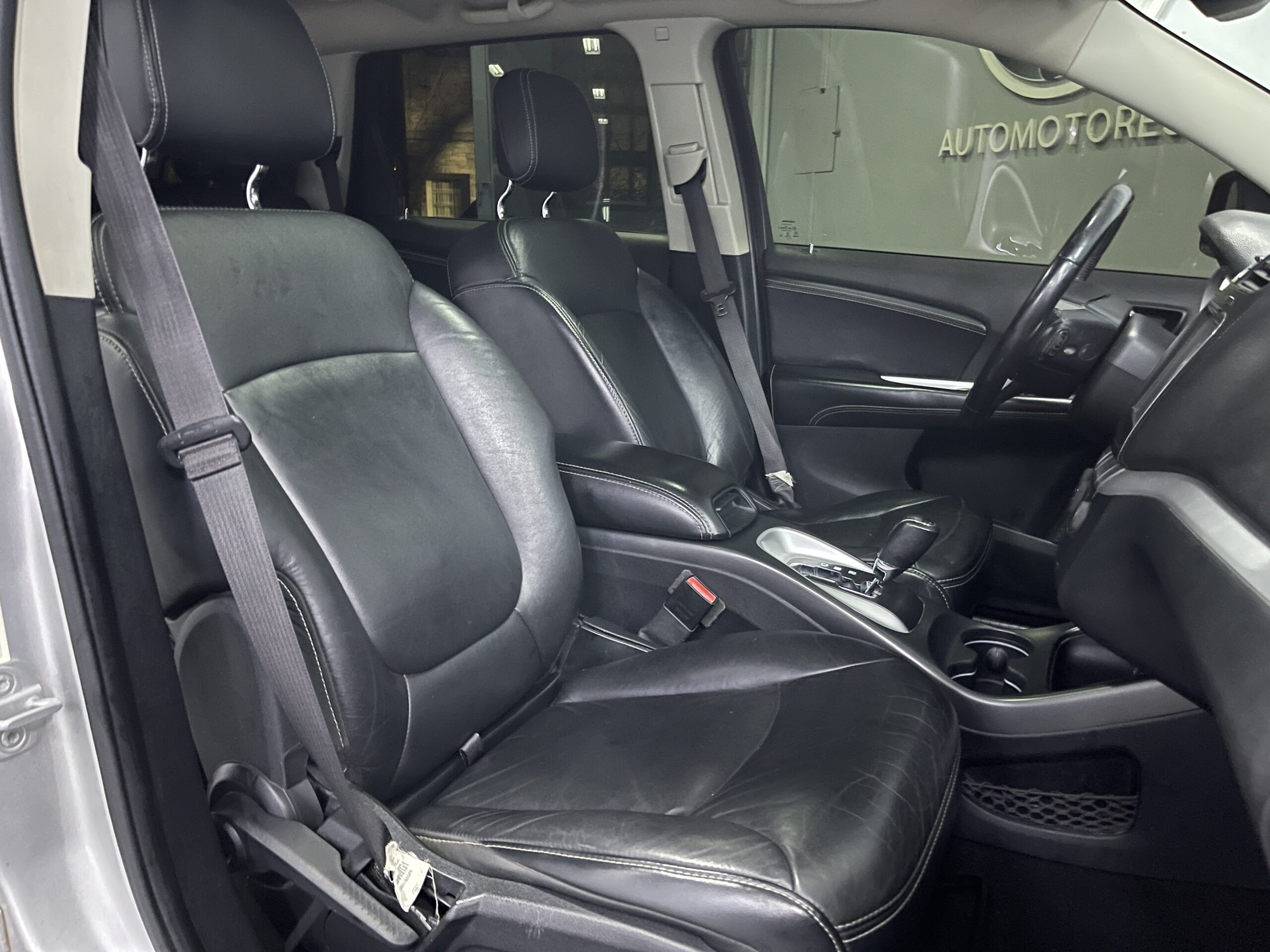 Dodge Journey - Image 11