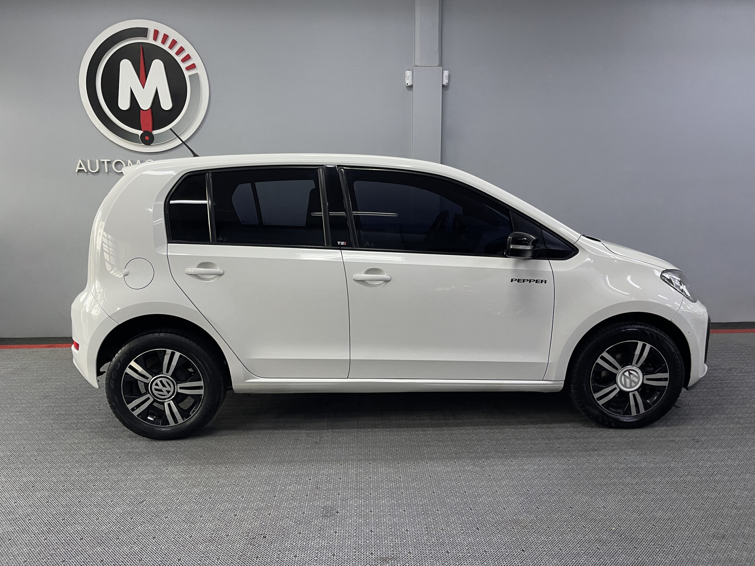 Volkswagen Up - Image 3