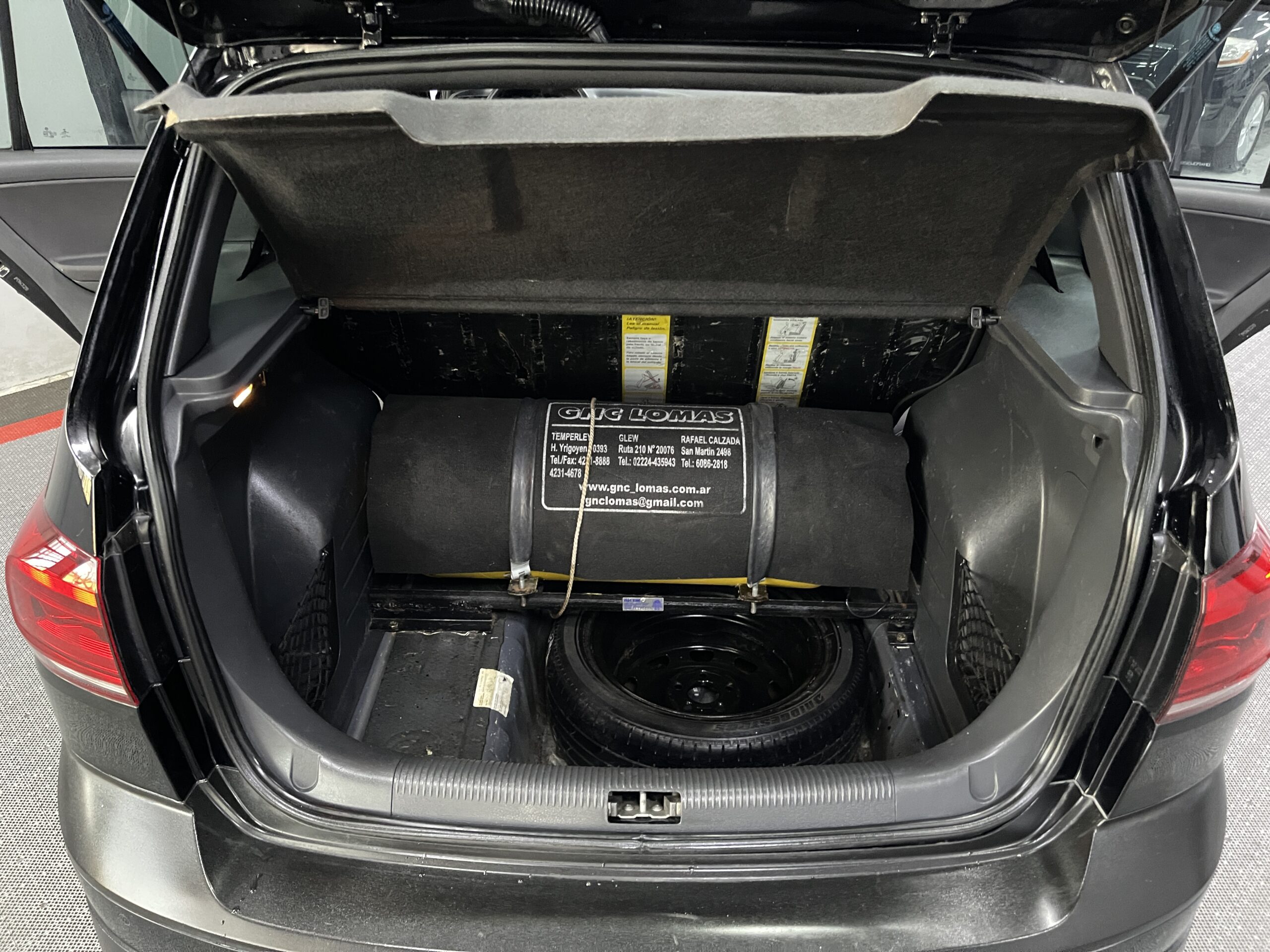 VolksWagen Suran Cross - Image 7