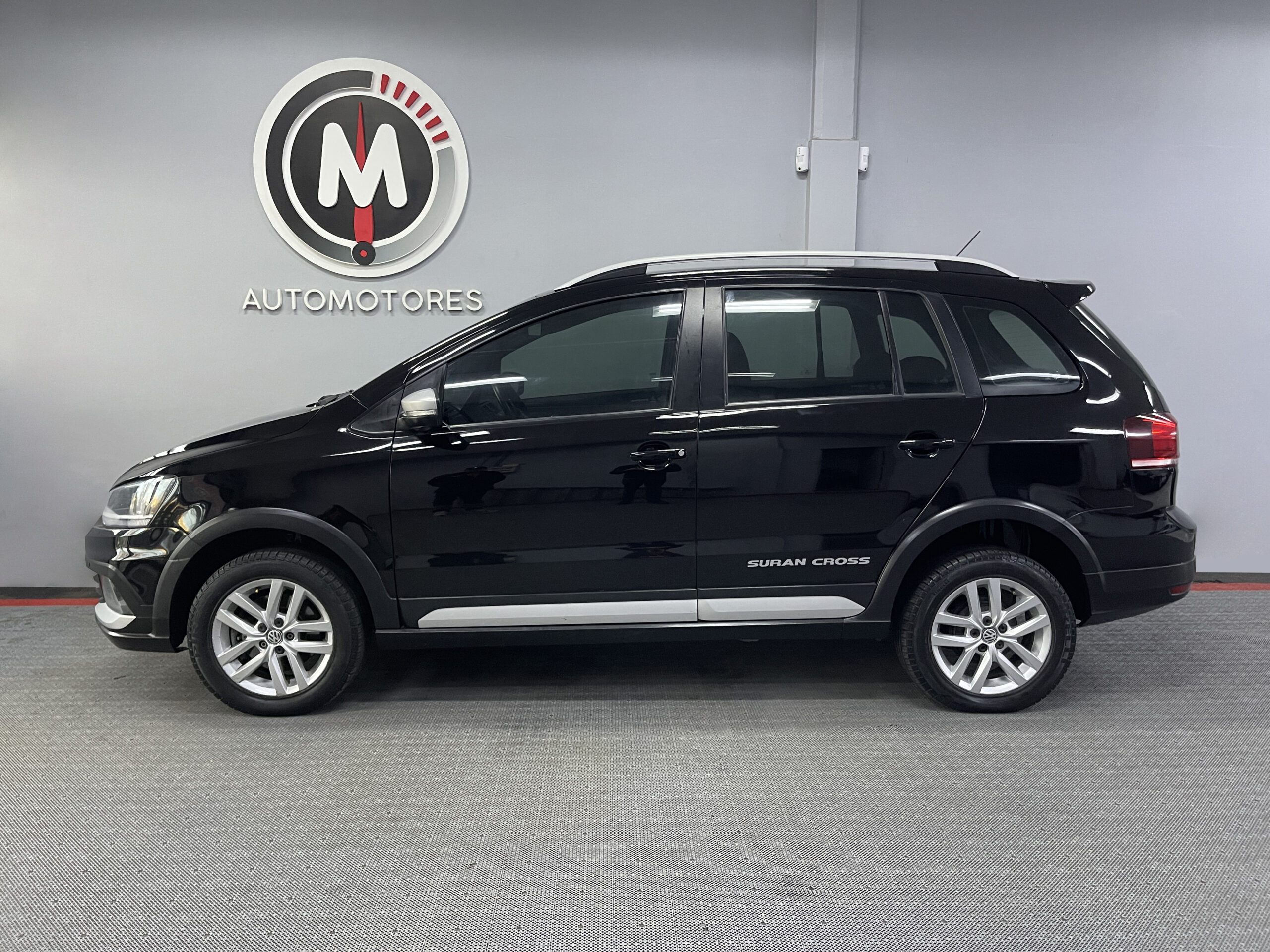 VolksWagen Suran Cross - Image 2
