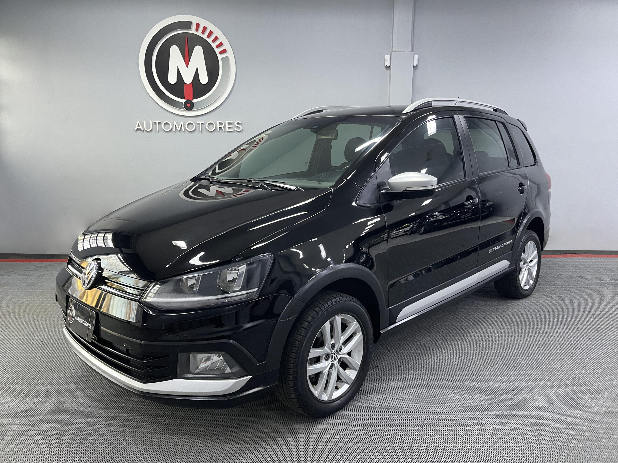 VolksWagen Suran Cross