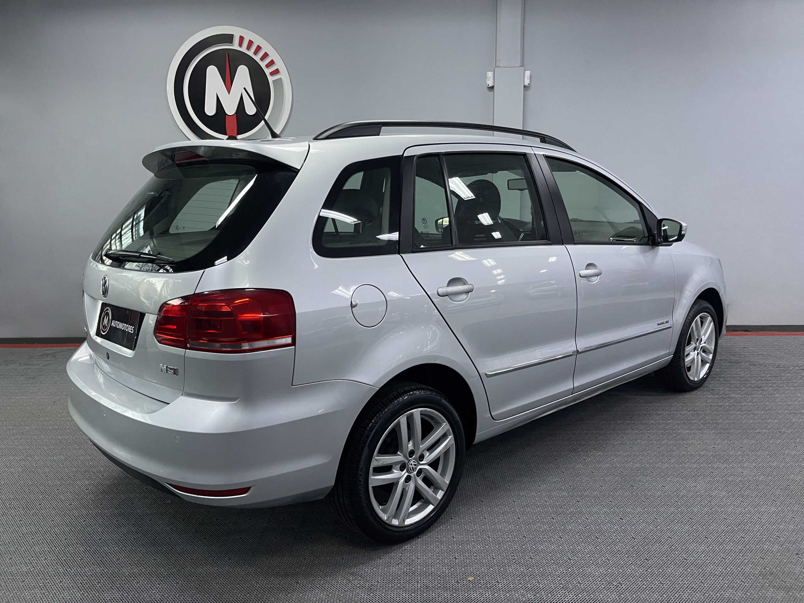 VolksWagen Suran Highline - Image 4