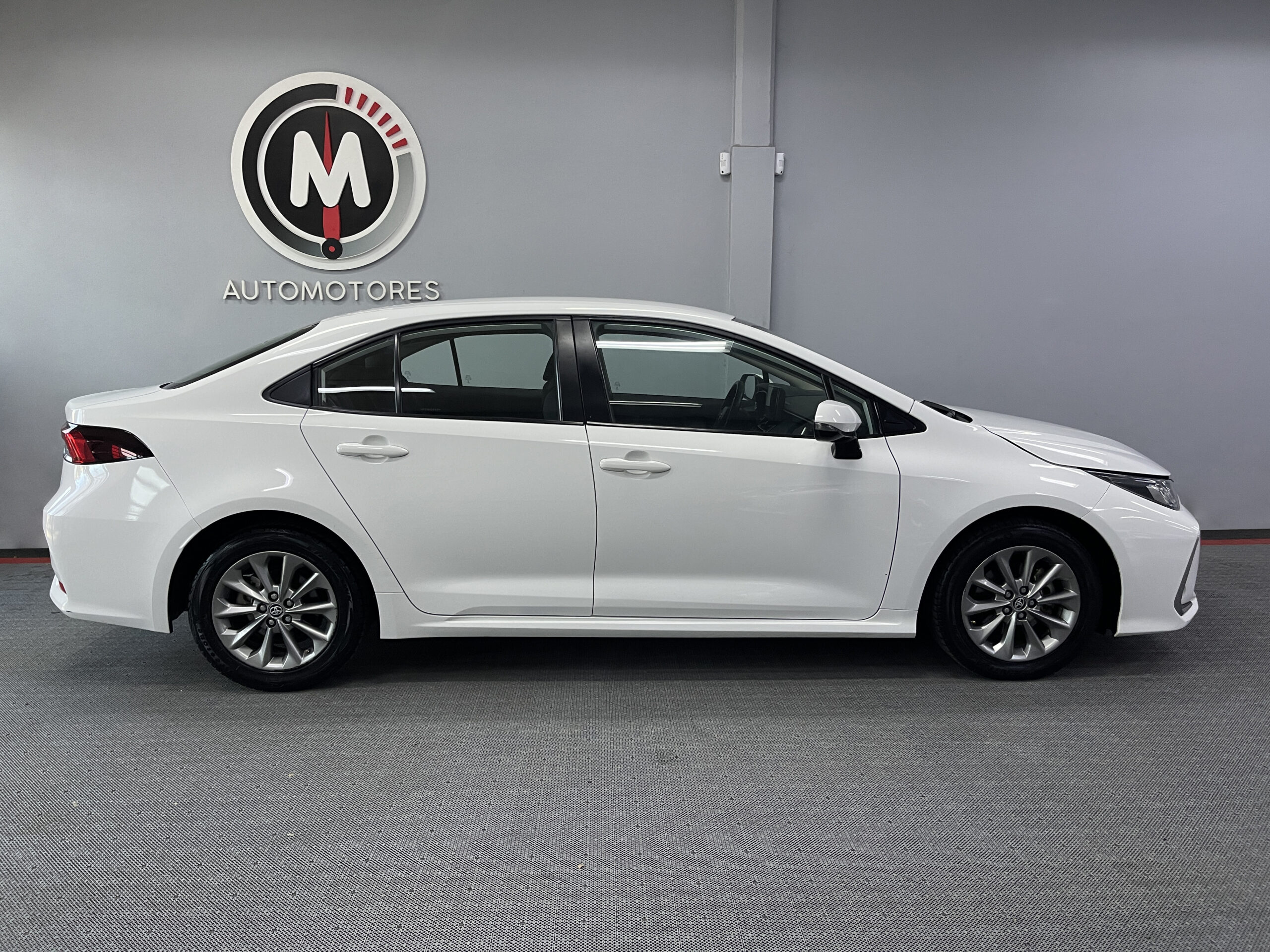 Toyota Corolla - Image 3