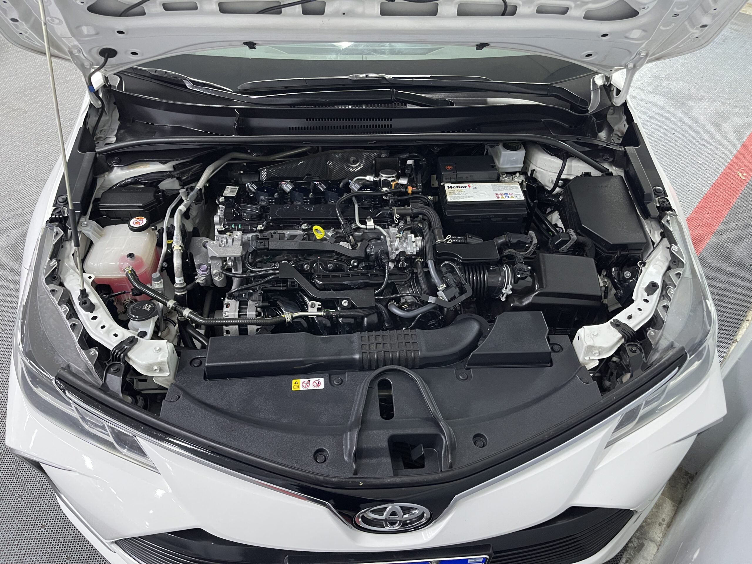 Toyota Corolla - Image 14