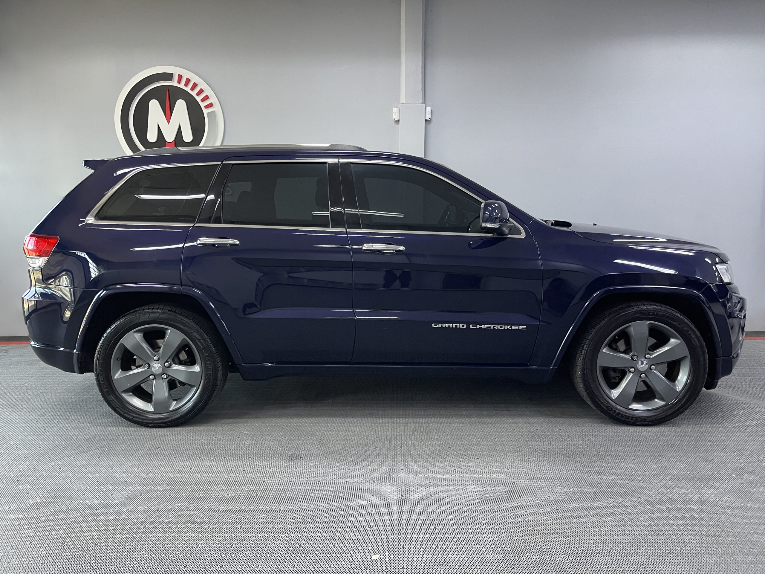 Jeep Grand Cherokee - Image 3