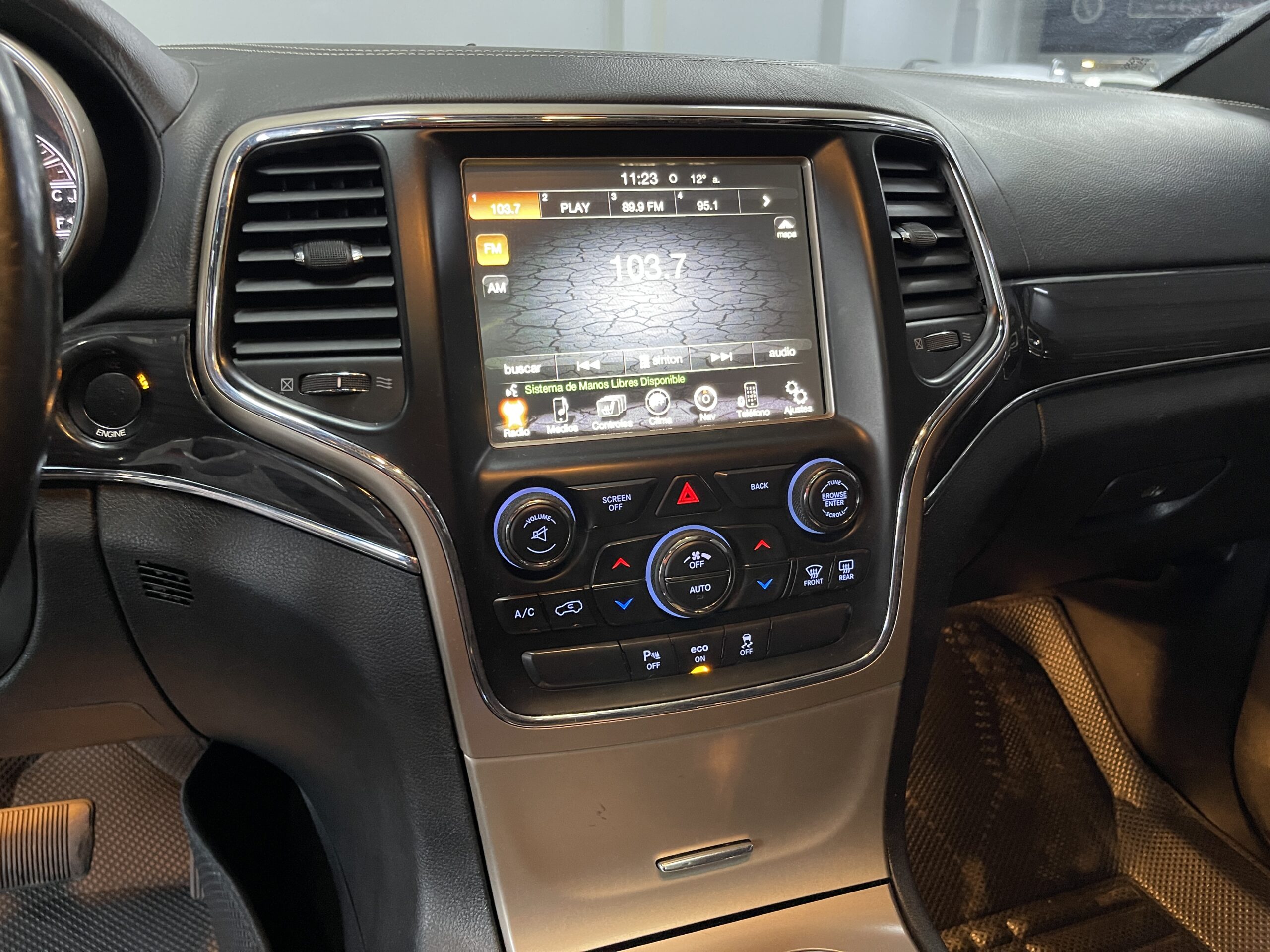 Jeep Grand Cherokee - Image 9