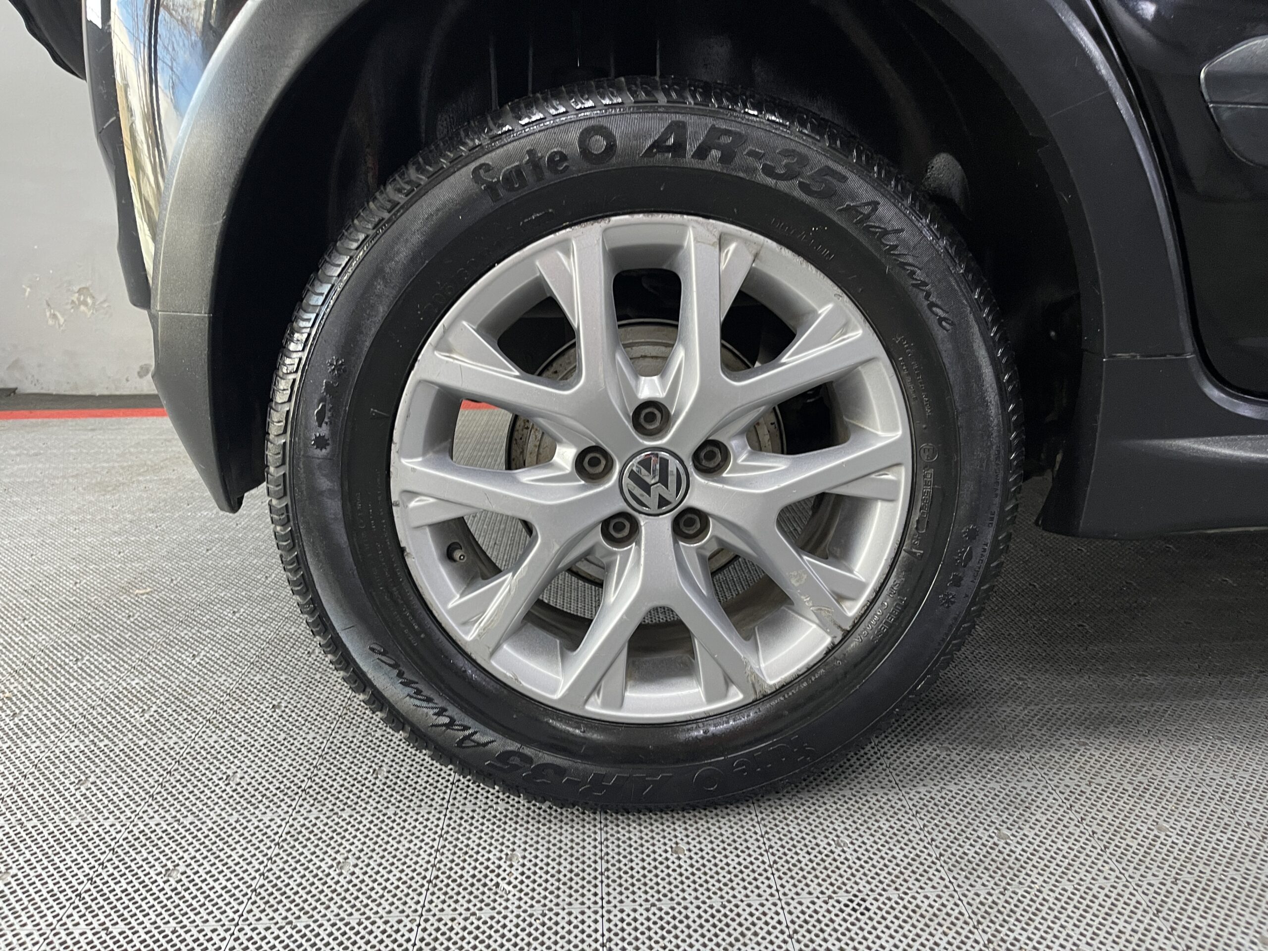 VW Crossfox Highline - Image 15