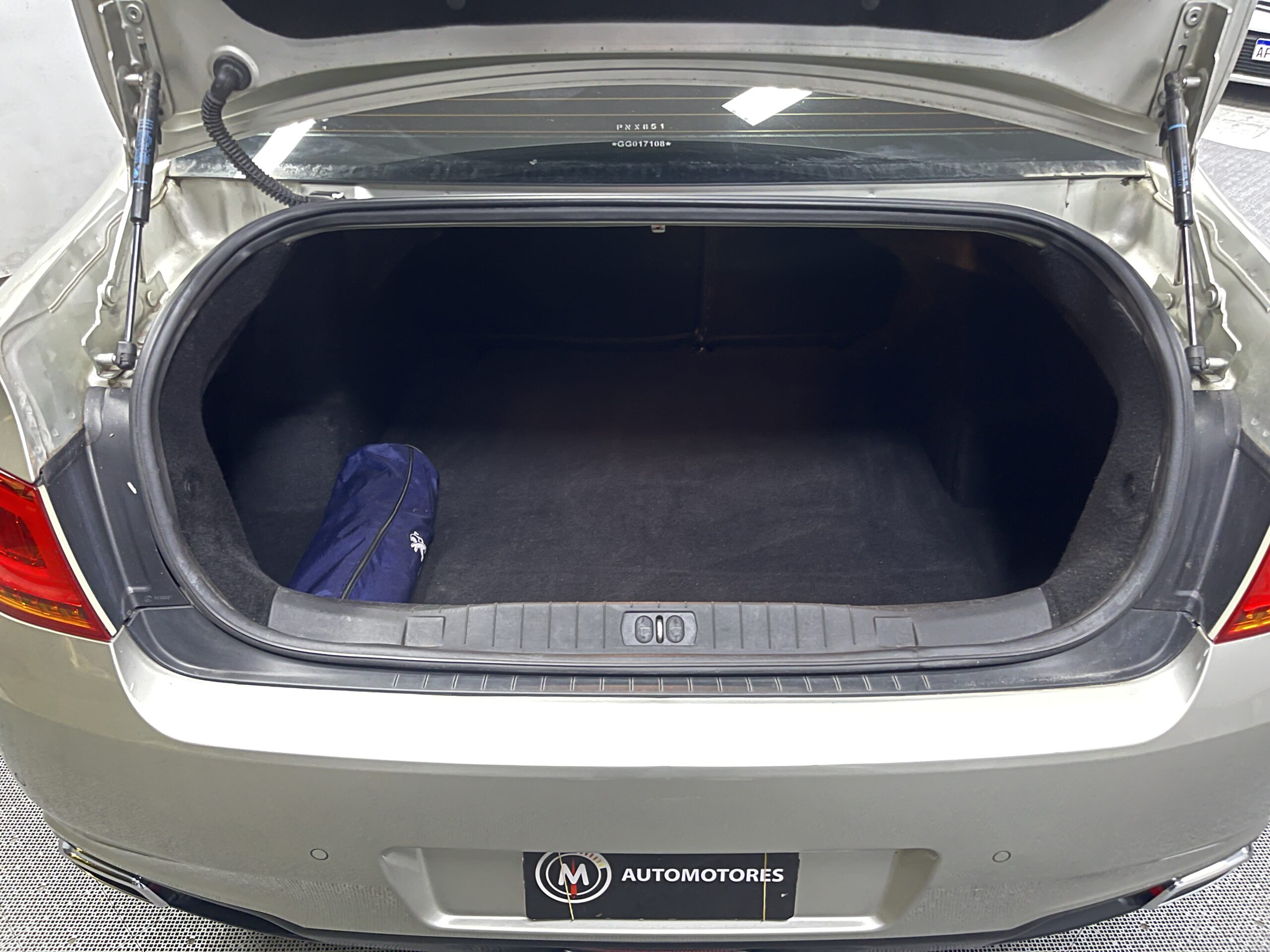 Peugeot 408 Feline - Image 7