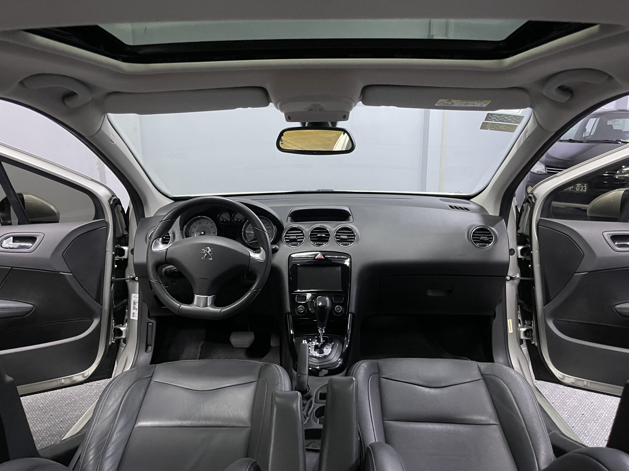 Peugeot 408 Feline - Image 13